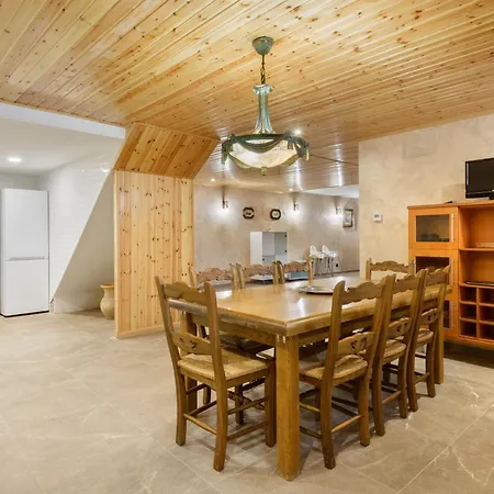 Estrella Del Pirineo Castiello Jaca * Castiello de Jaca